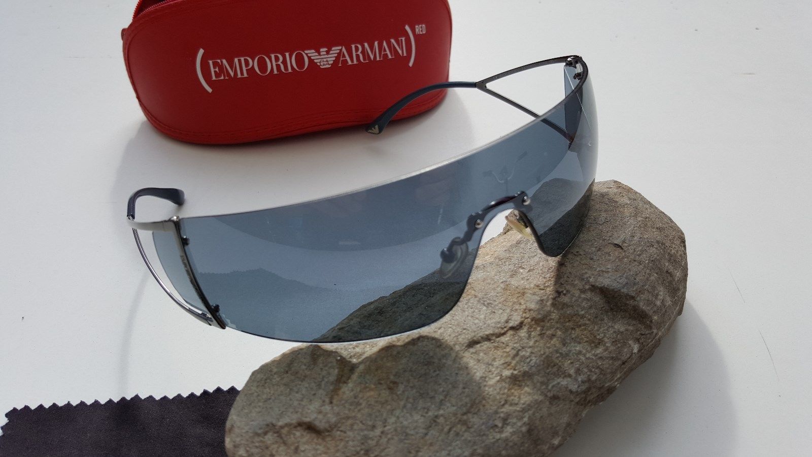 popsike.com - Emporio Armani 9285/S KJ1NA 120 U2 BONO RED vertigo  