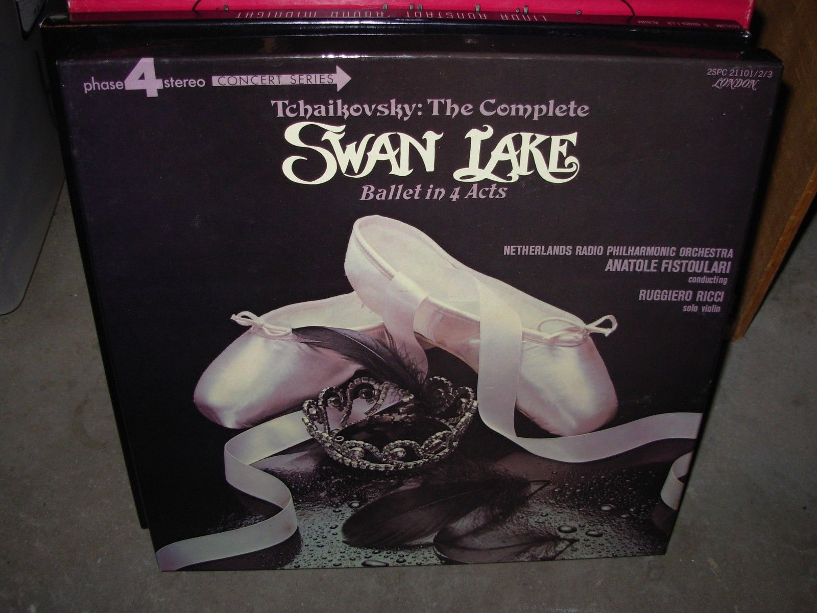 FISTOULARI / TCHAIKOVSKY swan lake ( classical ) box set london - booklet - A