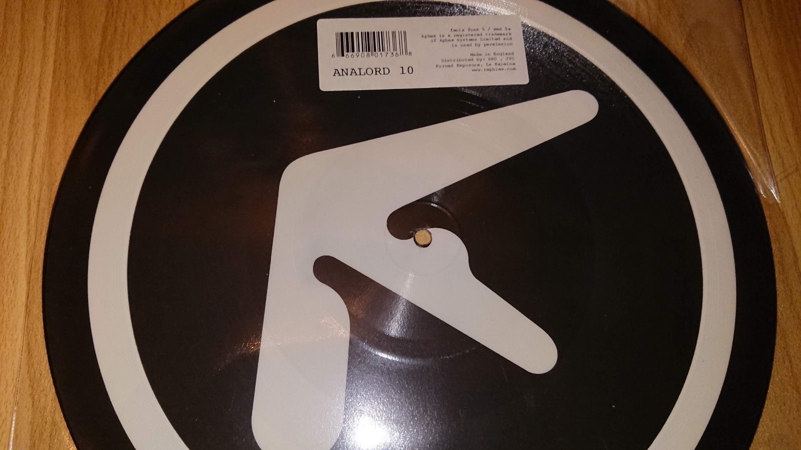 Aphex Twin変名? Steinvord Rephlex Selected Ambient Works 85-92 | Aphex Twin | Apollo Records