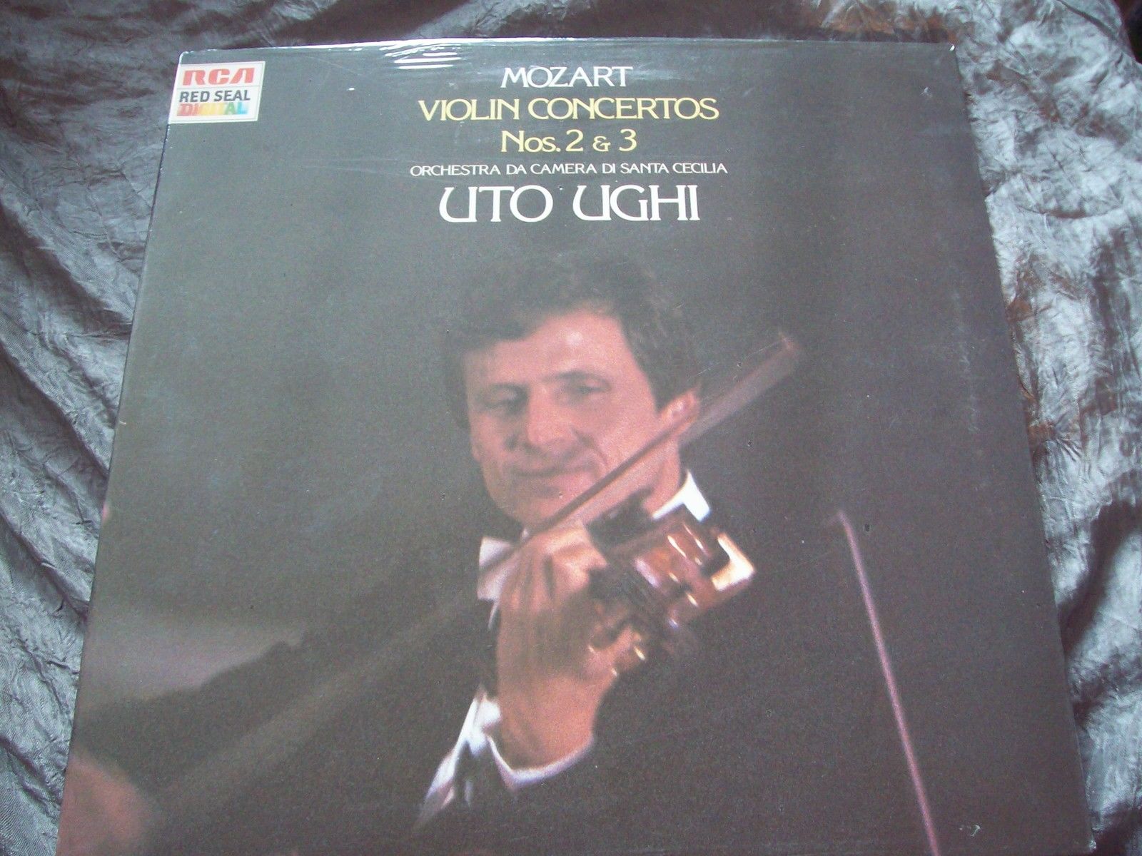 SEALED classical LP: MOZART Violin CONCERTOS 2&3: UTO UGHI - RCA DIGITAL STEREO A