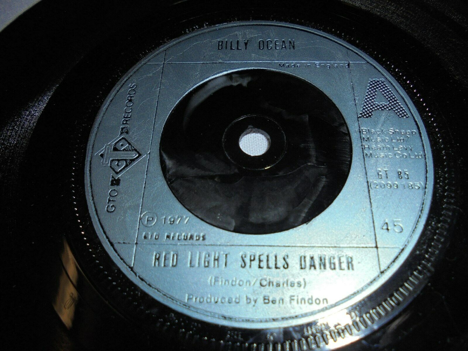 billy ocean red light spells danger