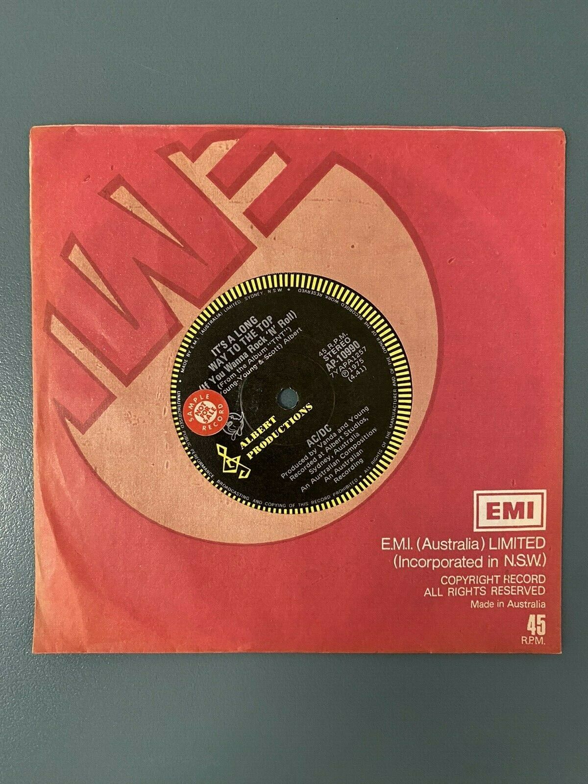 popsike.com - AC/DC ?– It's A Long Way To The Top 7