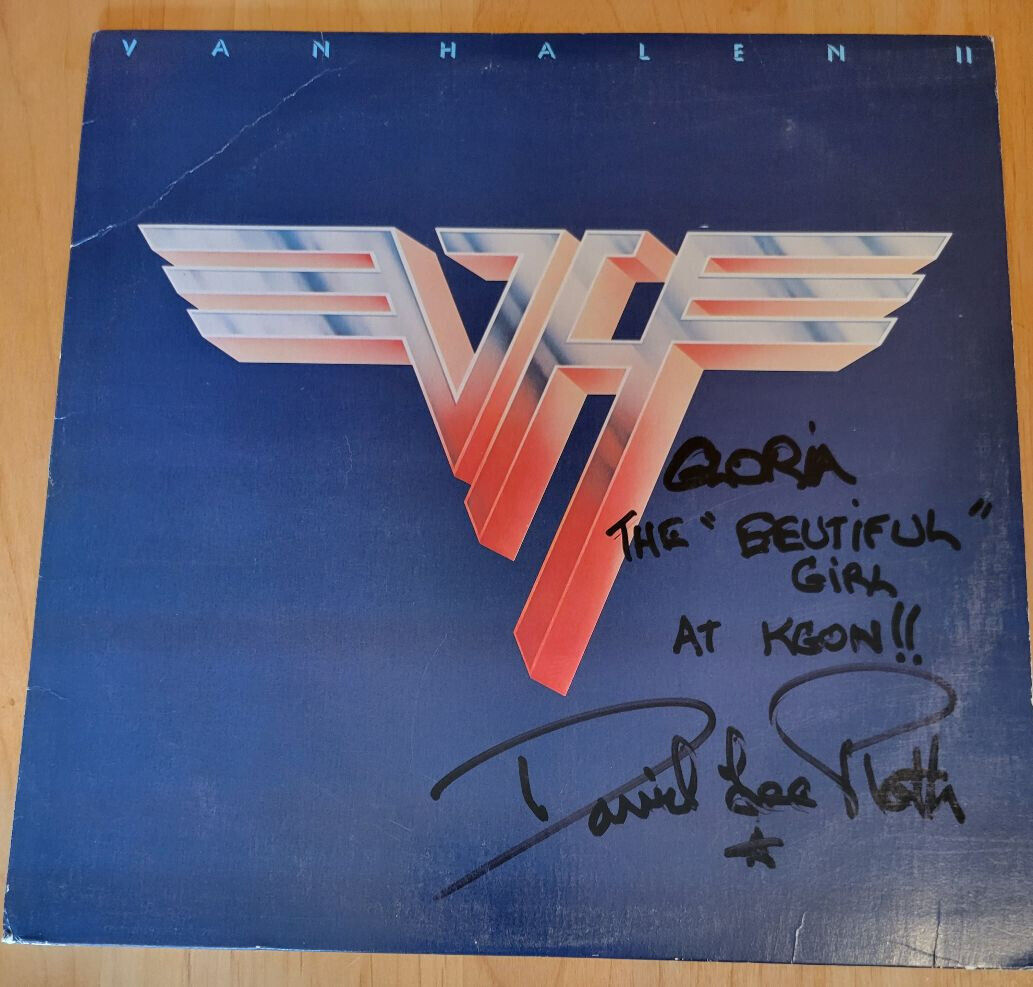 Lot Detail - Van Halen Band Signed Debut Album With David