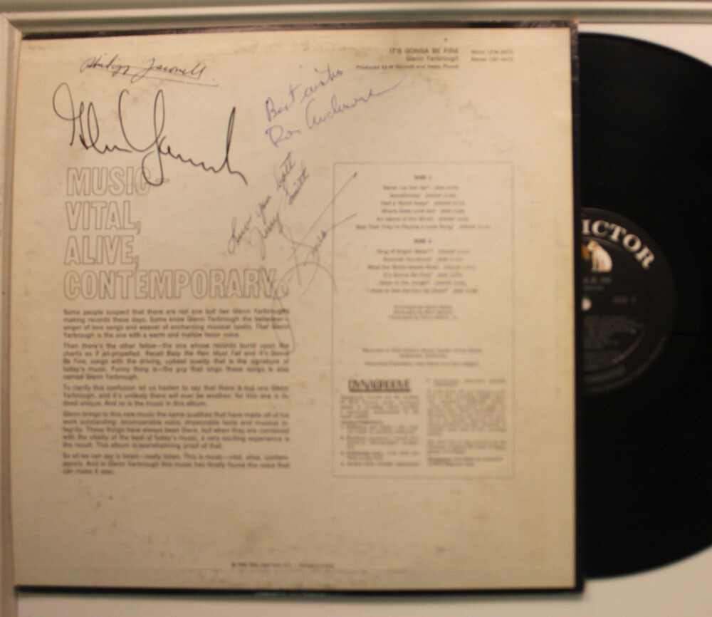 Glenn Yarbrough Autographed Lp It'S Gonna Be Fine On Rca - Vg++ / Vg++ A