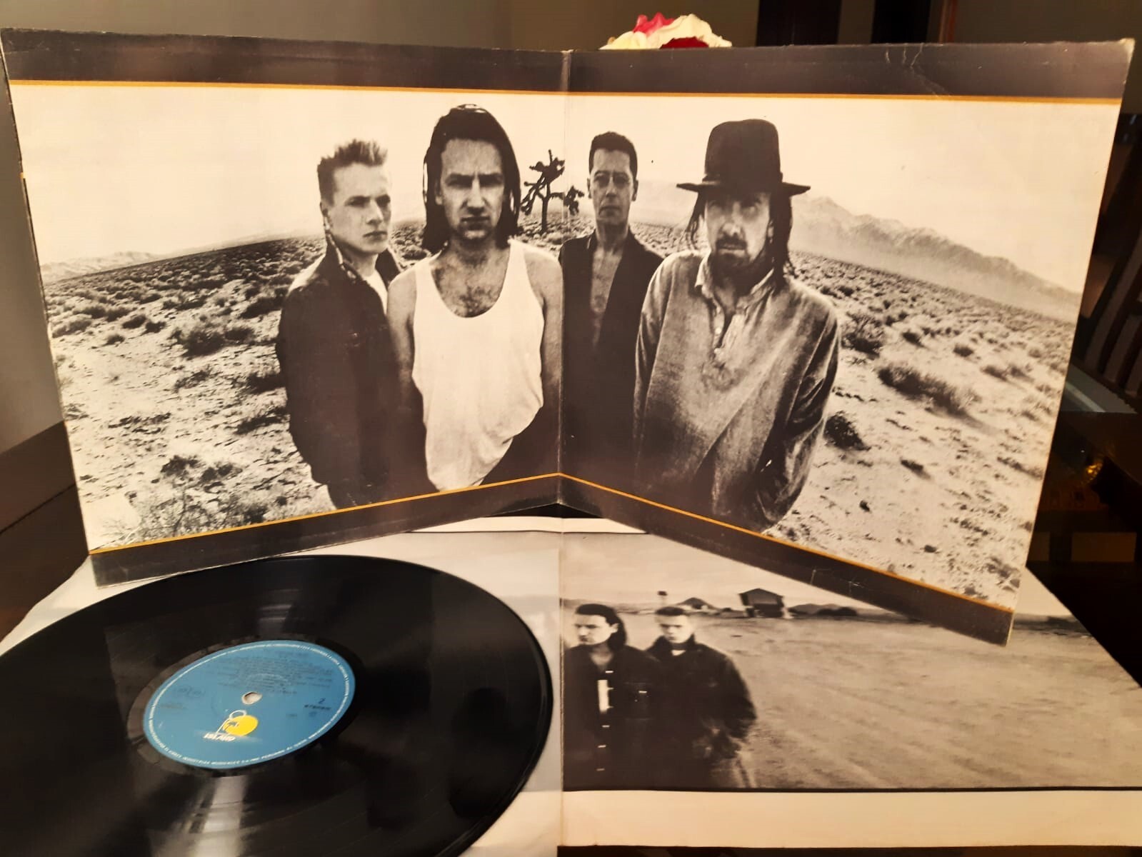 U2 - THE JOSHUA TREE 1st PERU GATEFOLD press w/ LYRICS INSERT(POSTER) RARE 1987 A