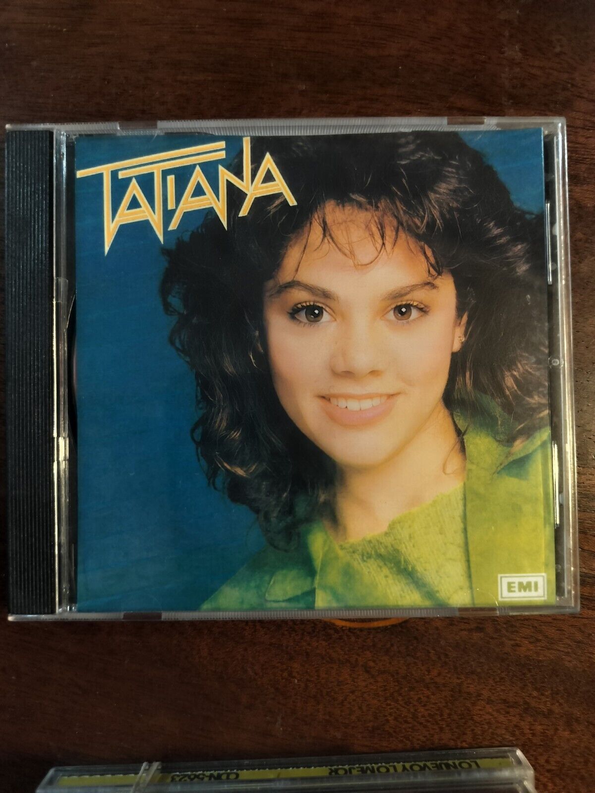 Tatiana . Tatiana .. A Media Luz