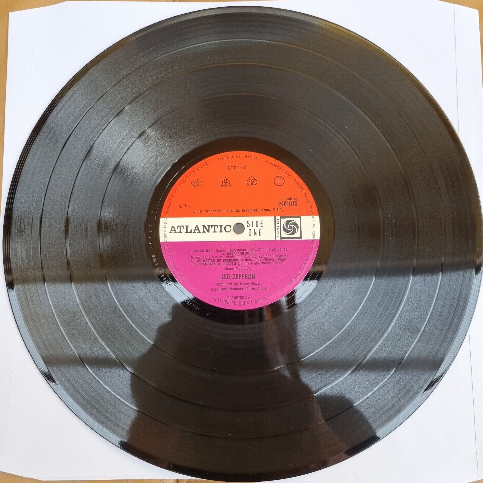 popsike.com - Led Zeppelin IV Red Plum PG credit A3B3 