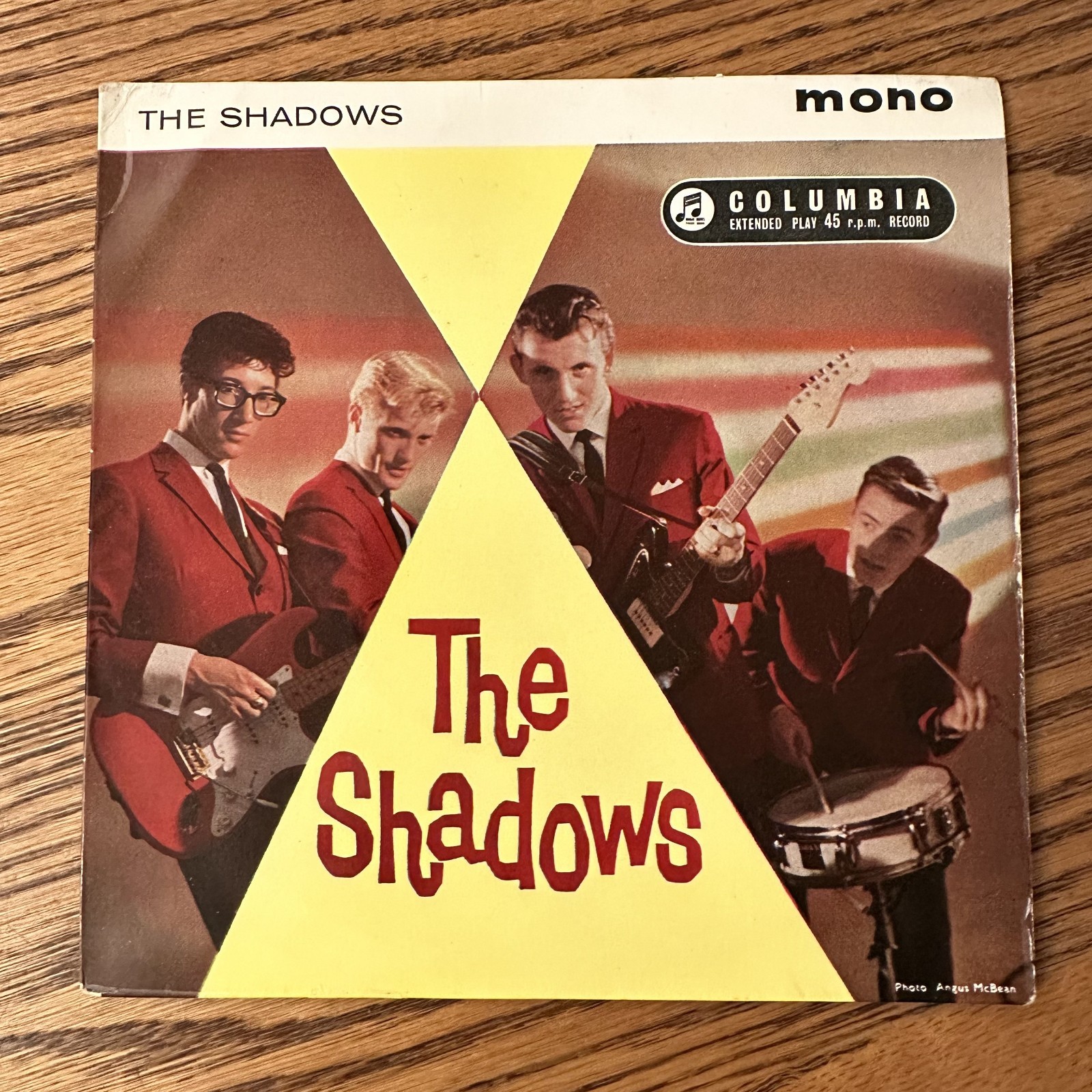 The Shadows &ndash; The Shadows - Vinyl 7" Single UK Import - VG A