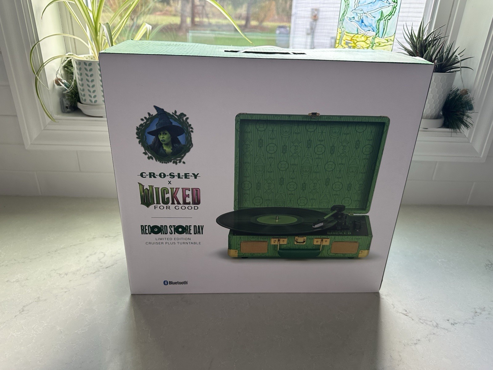 Wicked -EW Green Wicked Cruiser Turntable Rsd Black Friday 2025 In Hand Crosley A