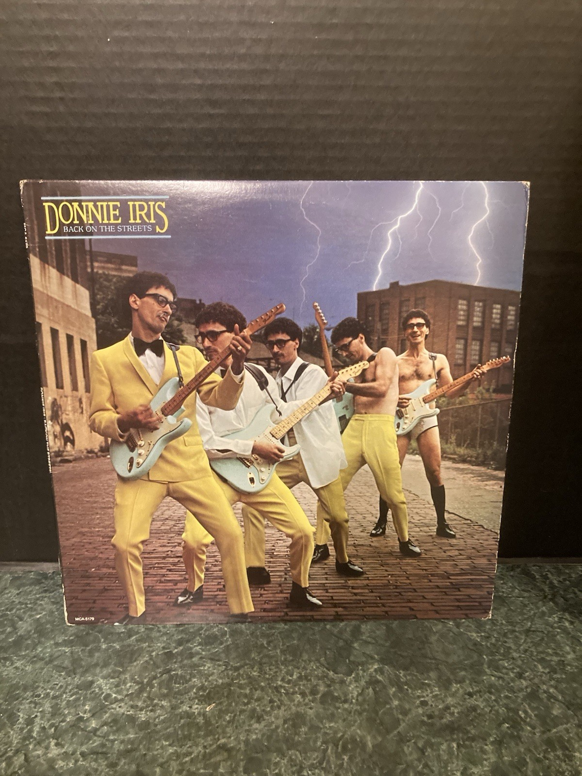 Donnie Iris lp. Back On The Streets. CLEAN A